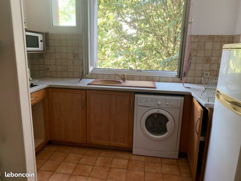 Appartement 2 pièces 28 m² · à Thiais · 28 m² · 750 €/mois