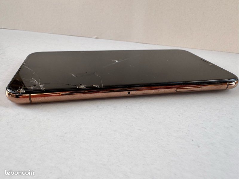 IPhone XS 256 Go – Écran fissuré, réinitialisé ✅ (image 7)