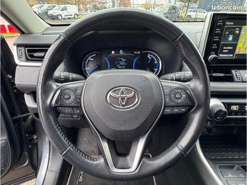 Toyota RAV4 Hybride 218ch Dynamic 2WD (image 8)