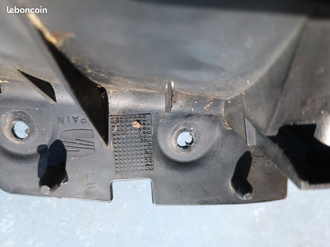 Support arriere seat ibiza de 2002 (image 3)