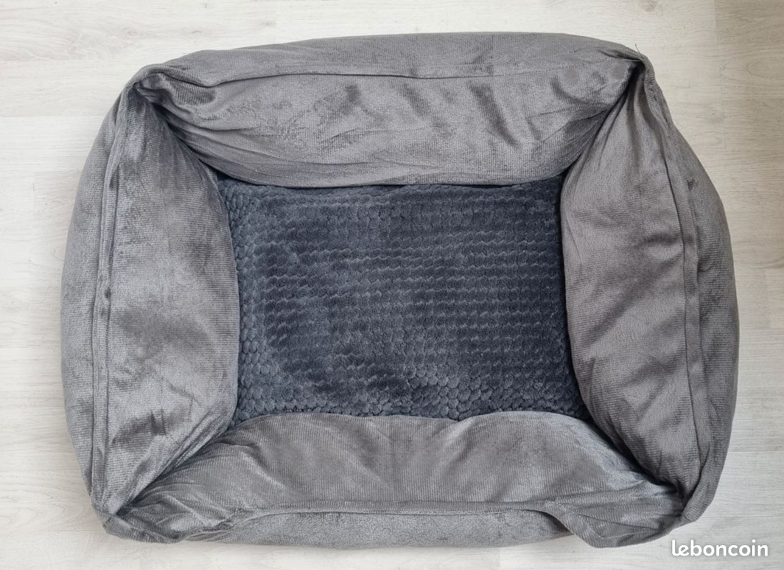 Panier en tissu pour chien (image 1)
