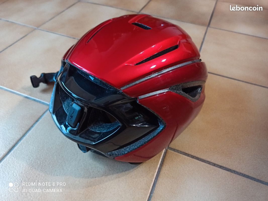 Casque MET Strale L Rouge Métallisé