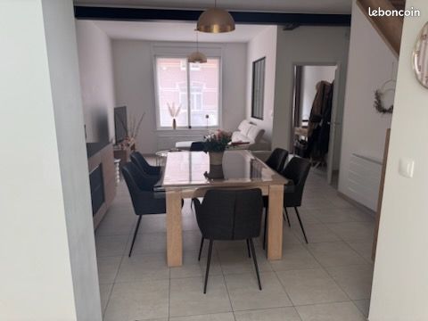 Maison 5 pièces 92 m² · à Hazebrouck · 92 m² · 810 €/mois