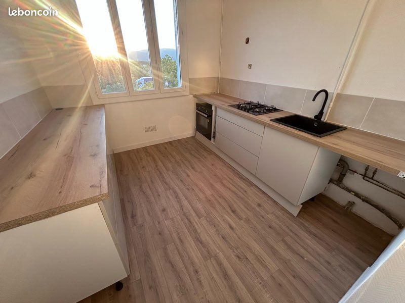 Appartement 2 pièces 42 m² · à Montbozon · 42 m² · 600 €/mois