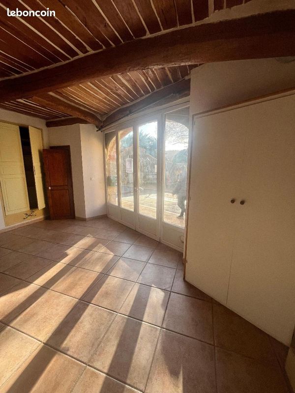 Appartement 2 pièces 44 m² · à Correns · 44 m² · 650 €/mois