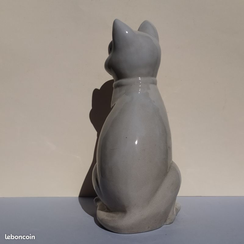 Statue de chat en céramique blanche craquelé (image 5)