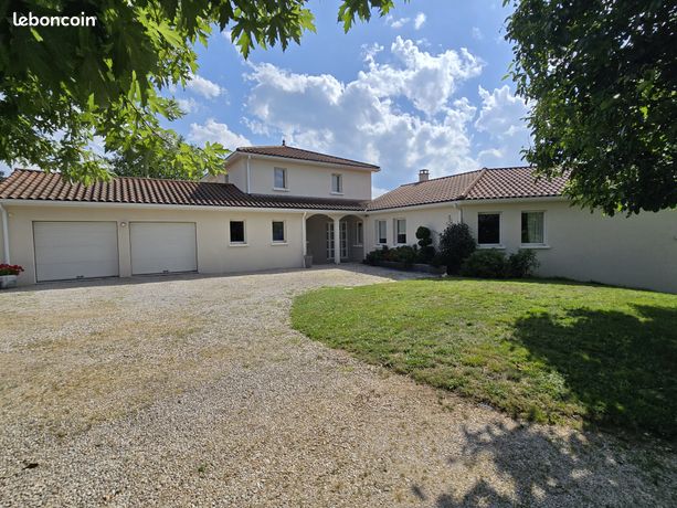 Maison 9 pièces 380 m²