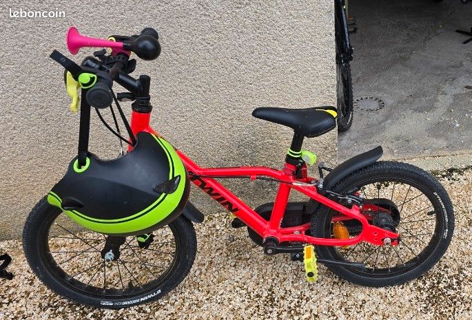 Vélo enfant carbone éta neuf (image 1)