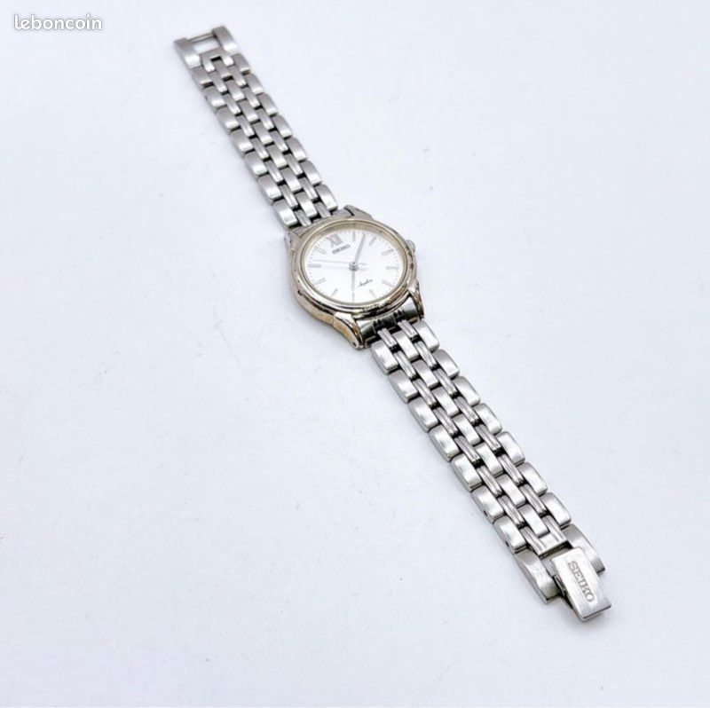 Seiko V701-2070 (1990-1999) (image 8)