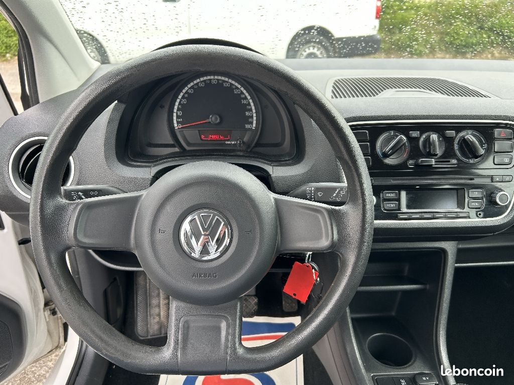 Volkswagen Up 1.0 60 Take Up (image 8)