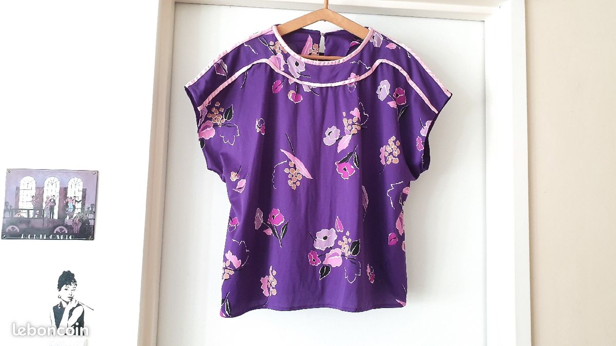 Jolie tunique d' été violette fleurie taille 44 (image 1)