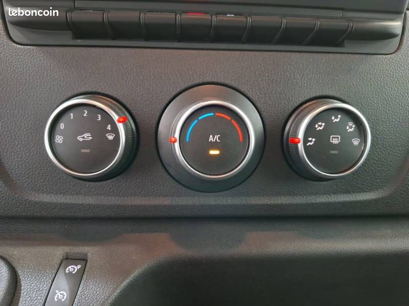 Renault Master FOURGON FGN TRAC F3300 L1H2 DCI 135 GRAND CONFORT (image 24)