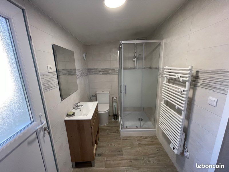 Maisonnette T2 avec jardin jacuzzi et piscine (image 5)
