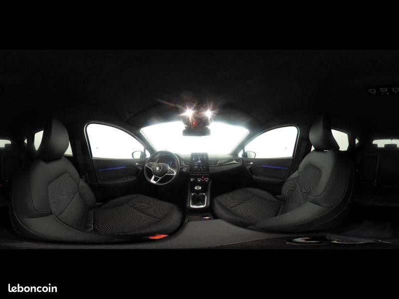 Renault Captur 1.3 TCe 140ch FAP Rive Gauche (image 27)
