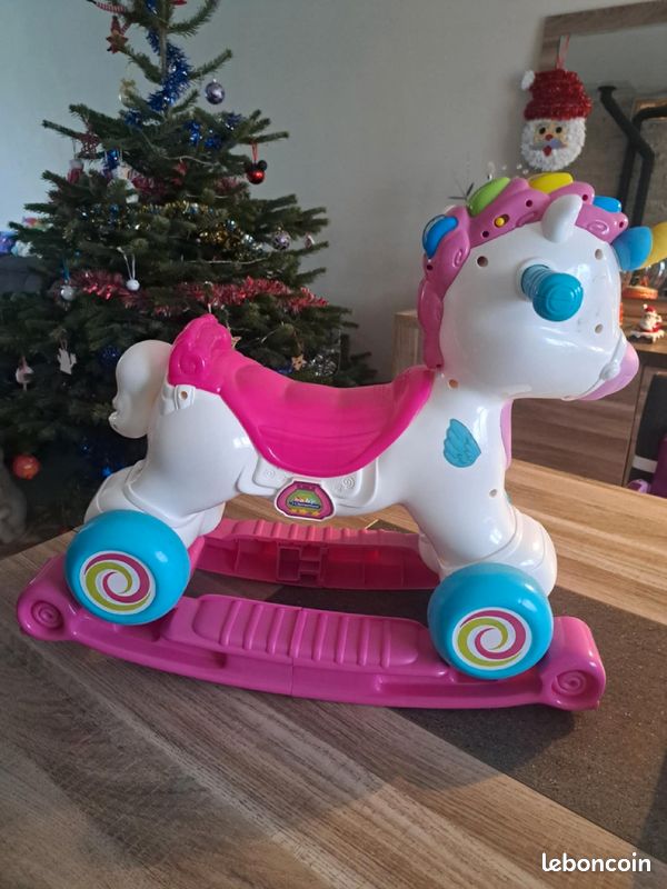 Zoe licorne interactif (image 1)
