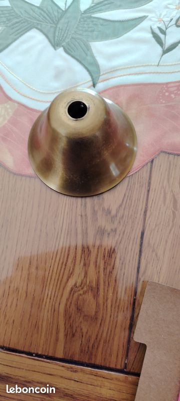 Lustre (image 1)