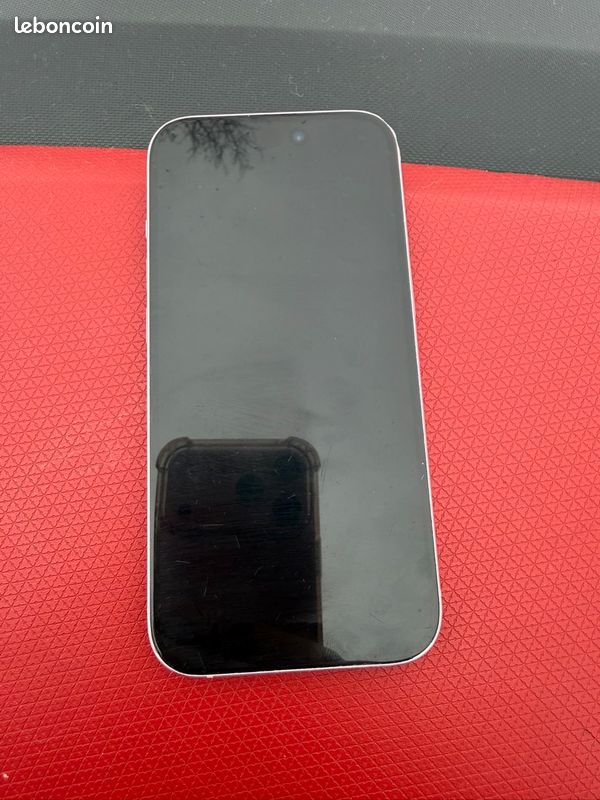 IPhone 15 (image 1)