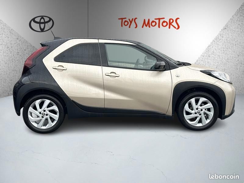 Toyota aygo x 1.0 VVT-i 72 Design (image 6)