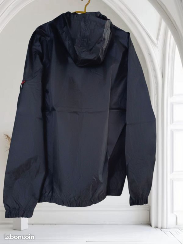 Veste imperméable coupe-vent nasa taille M neuve Vêtements