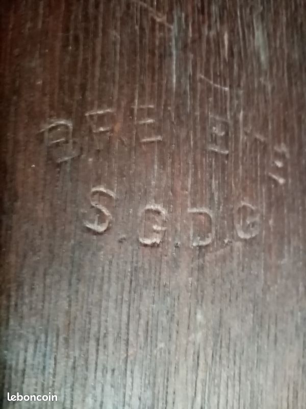 Table de jeux ancienne (image 3)