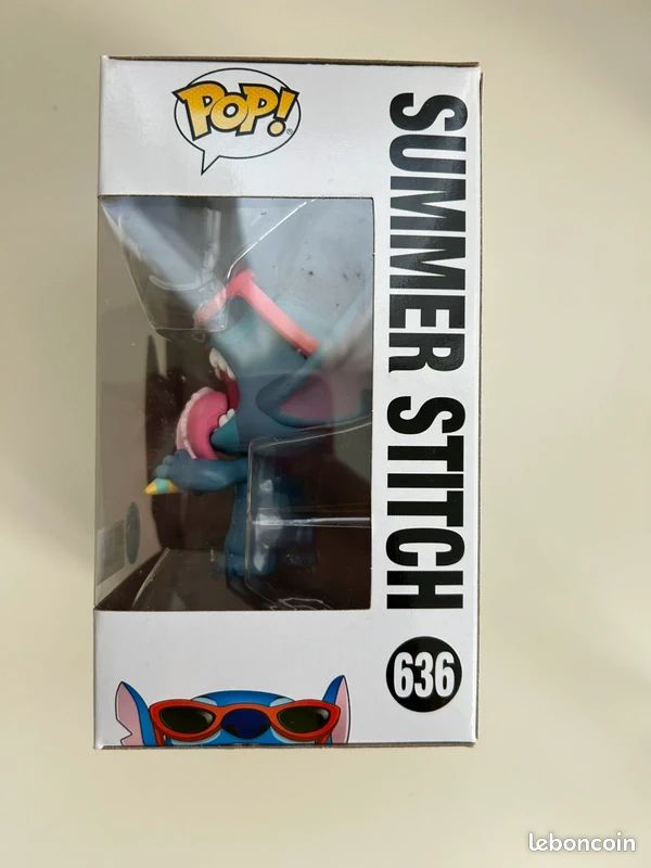 FUNKO POP Summer Stitch #636 Hot Topic Exclusive