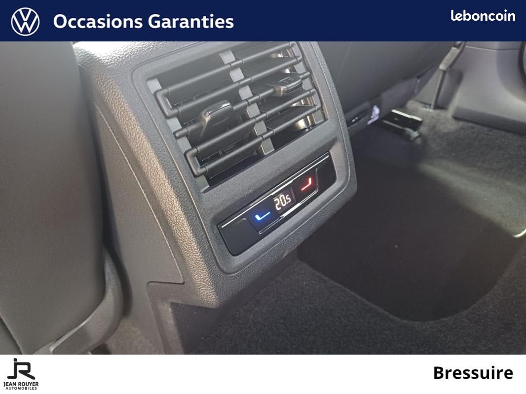 Volkswagen Golf 1.5 eTSI EVO2 150 DSG7 R-Line Edition (image 33)