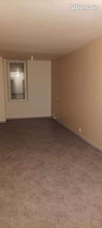Appartement 2 pièces 44 m² · à Blois · 44 m² · 600 €