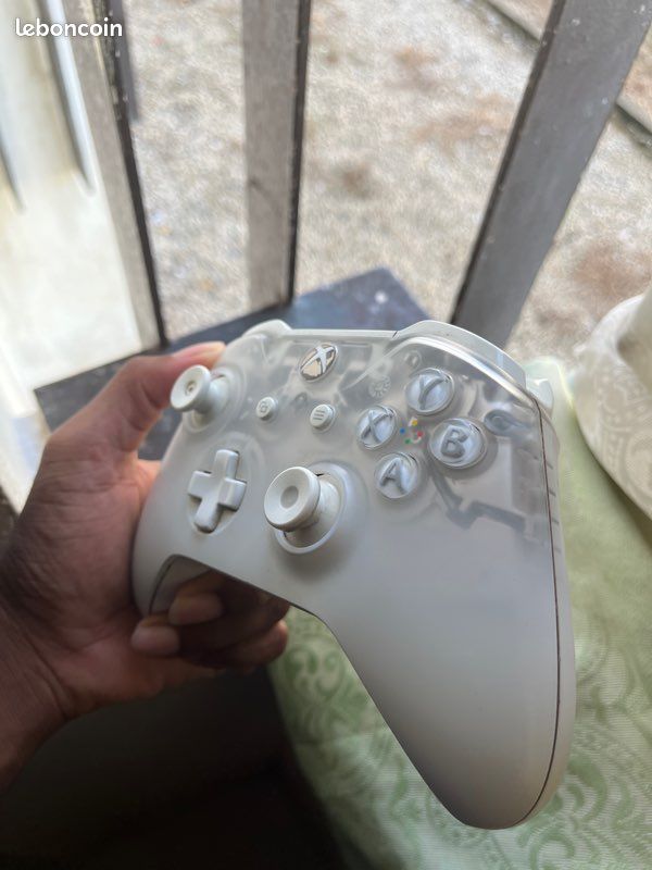 Phantom White (image 5)