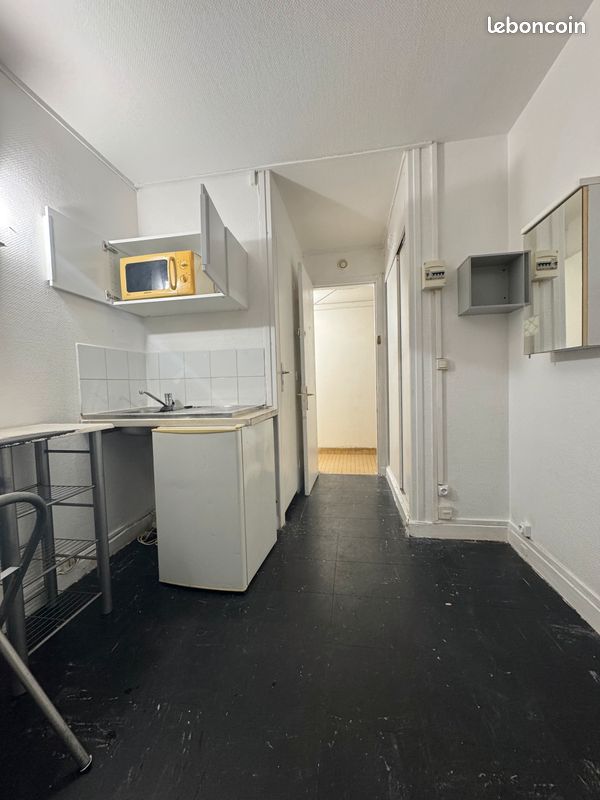 Appartement 1 pièce 13 m² · à Bourg-la-Reine · 13 m² · 700 €/mois