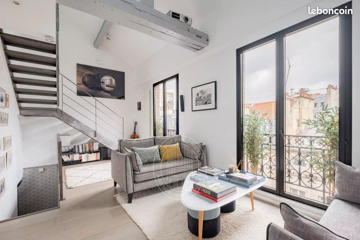 Appartement 7 pièces 111 m² · à Paris · 111 m² · 1 490 000 €