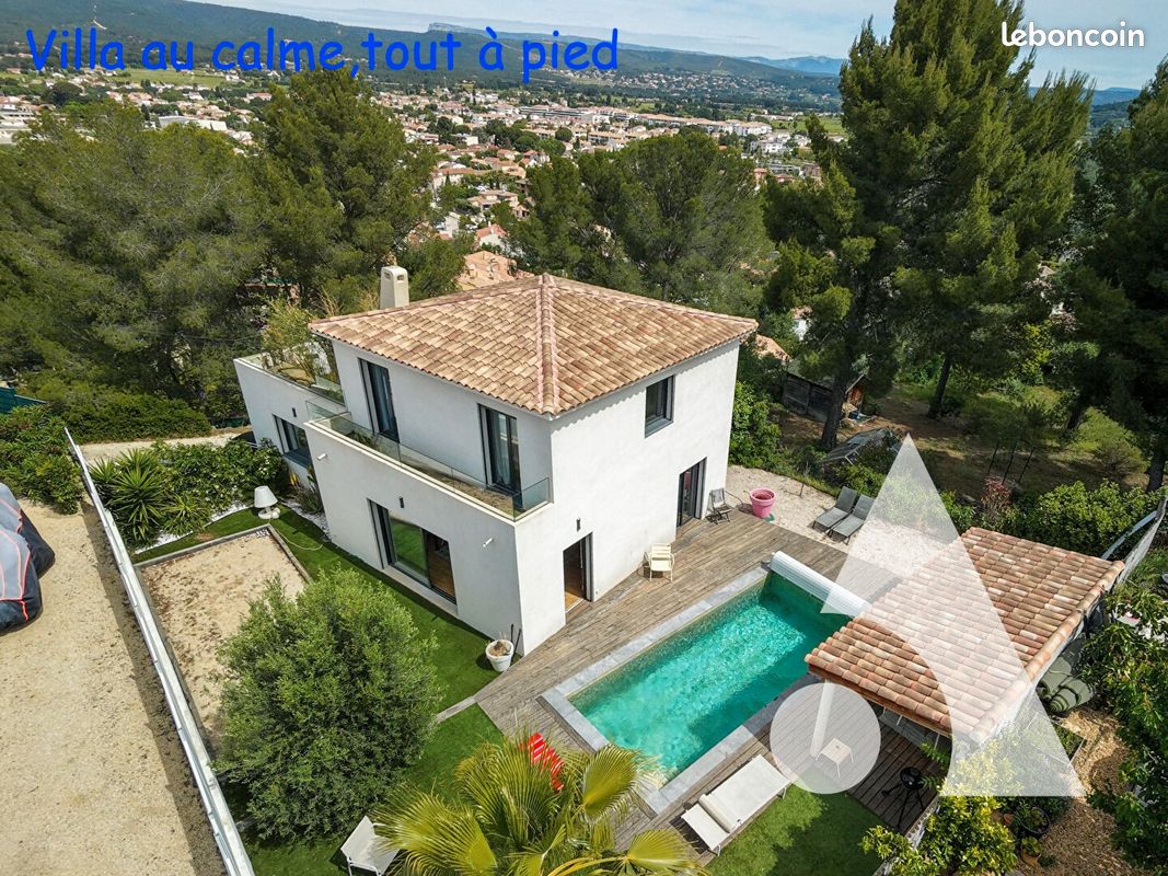Maison 6 pièces 160 m² · à Saint-Cyr-sur-Mer · 160 m² · 910 000 €
