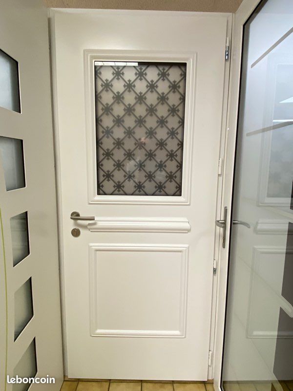 Porte d’entrée aluminium (image 2)