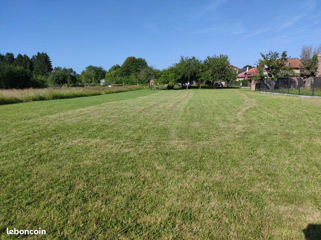 Terrain 1737m² · à Falaise · 26 055 €
