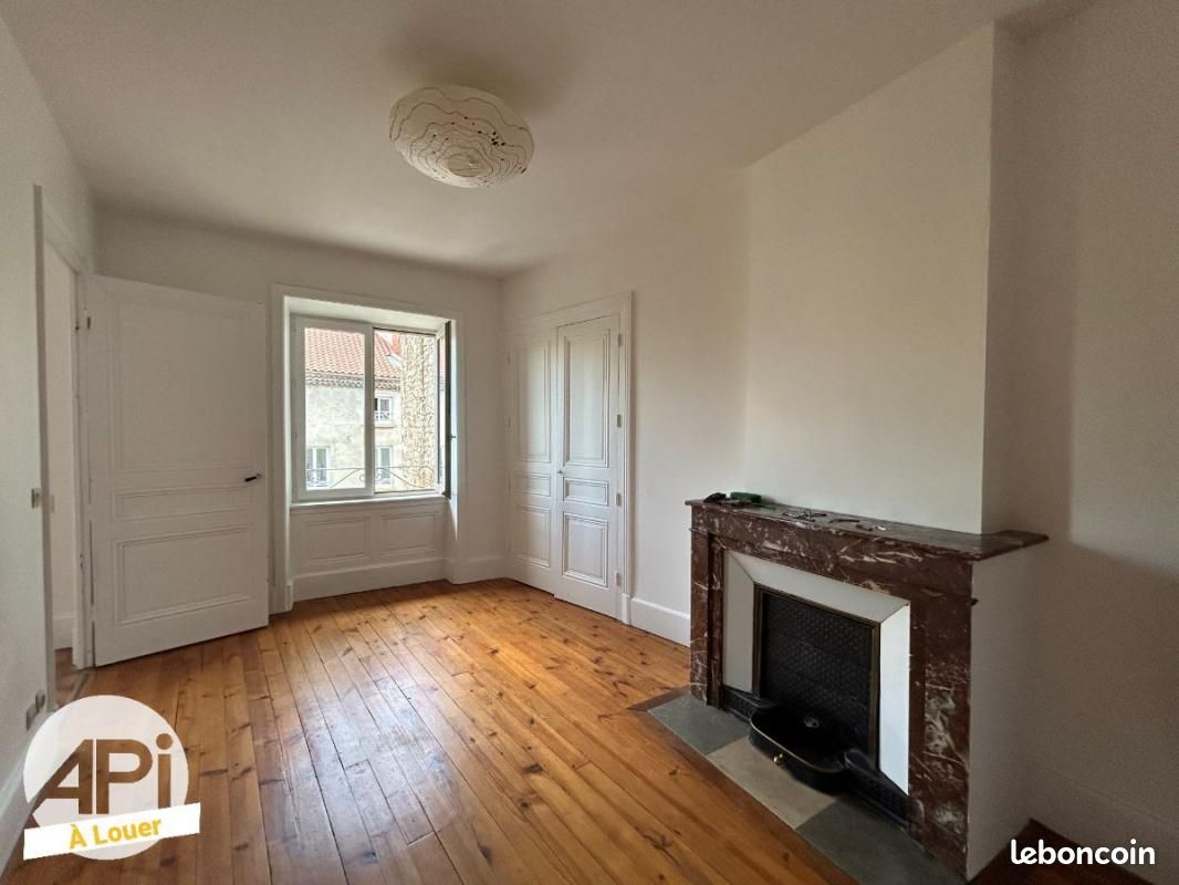 Appartement 3 pièces 65 m² · à Bourg-Argental · 65 m² · 411 €