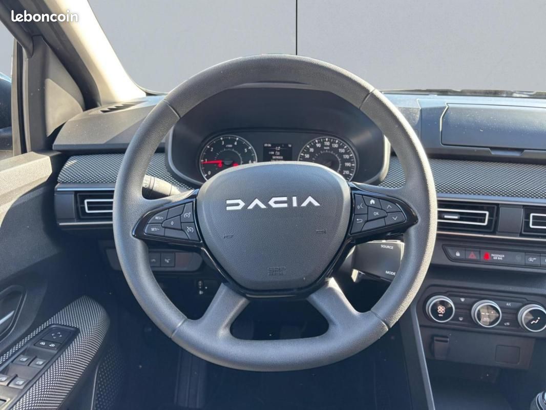 Dacia Sandero ECO-G 100 Expression (image 13)