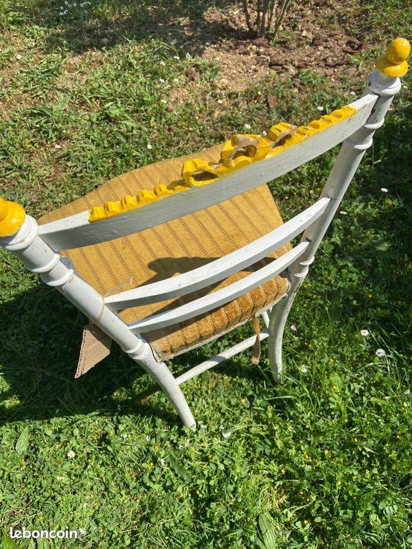 Chaise en bois style Napoleon III vintage (image 2)