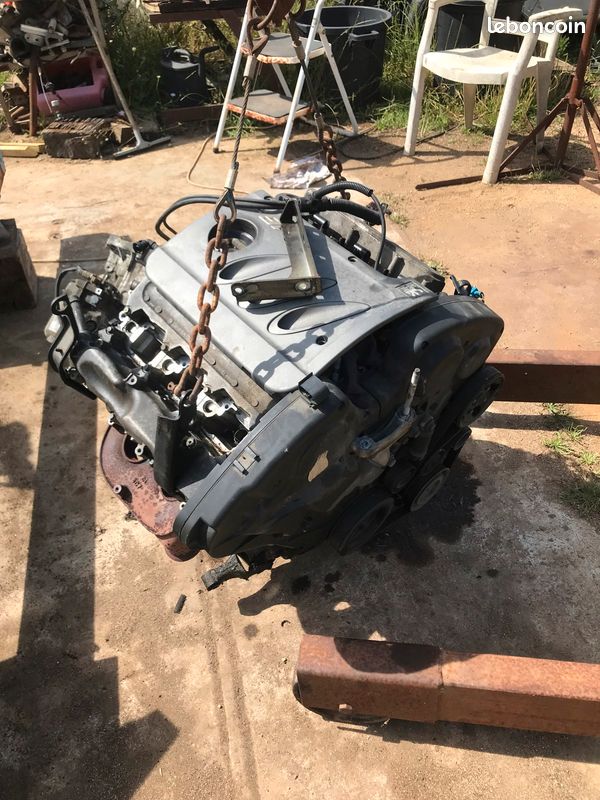 Moteur 406 v6 essence (image 2)