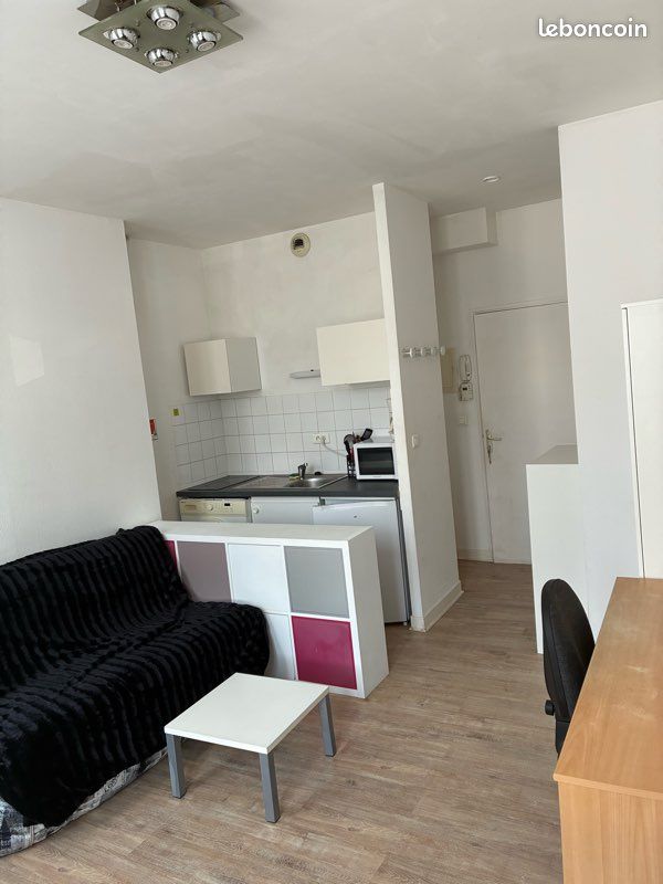 Appartement 1 pièce 21 m² · à Limoges · 21 m² · 400 €