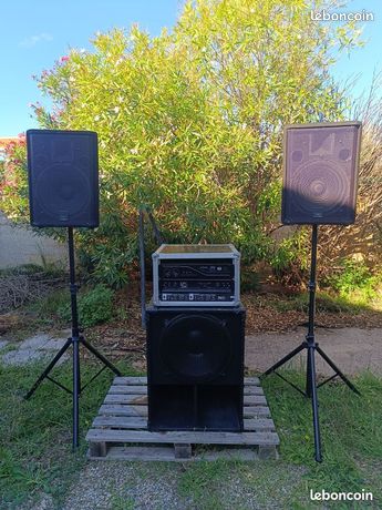 Pack Sono Complet 400W - Ampli, Table De Mixage, Enceintes Actives, CD/MP3 - Très Bon état