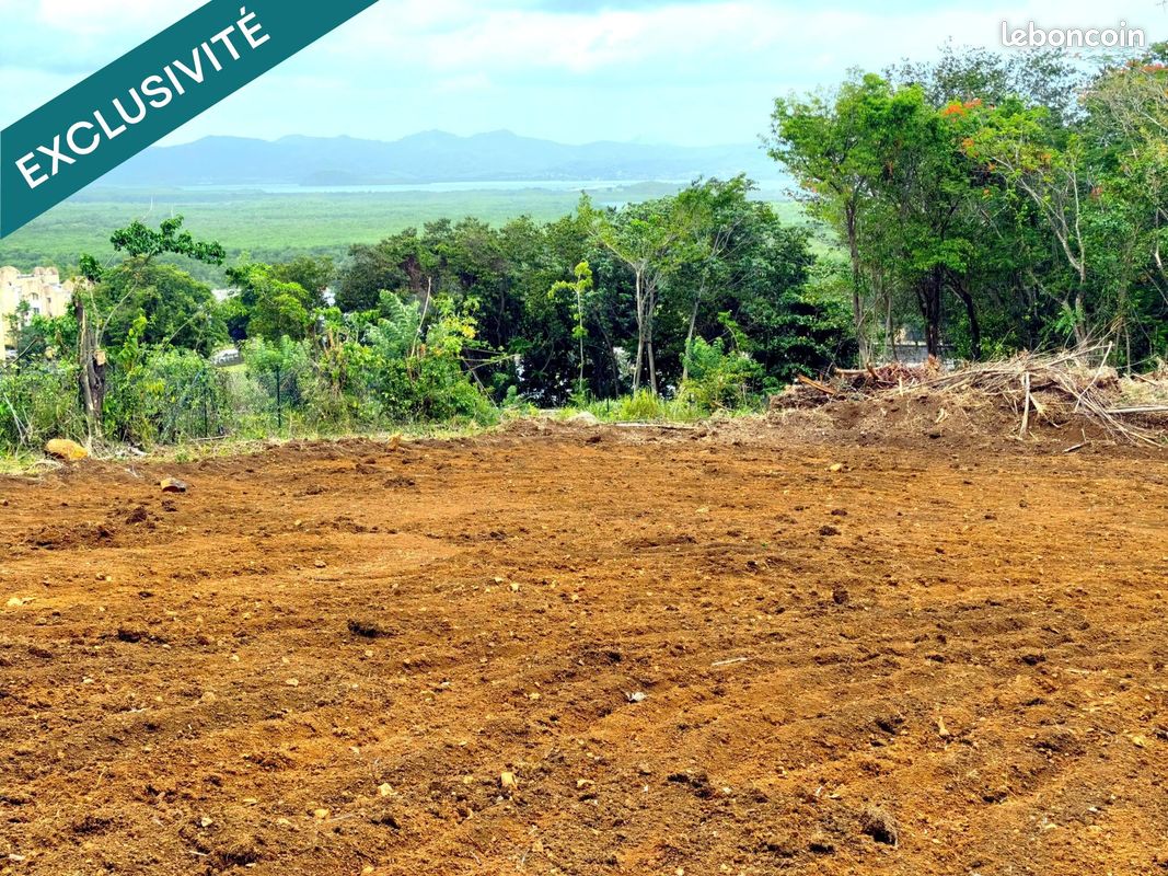 Terrain 506 m² · à Le Lamentin · 506 m² · 186 500 €