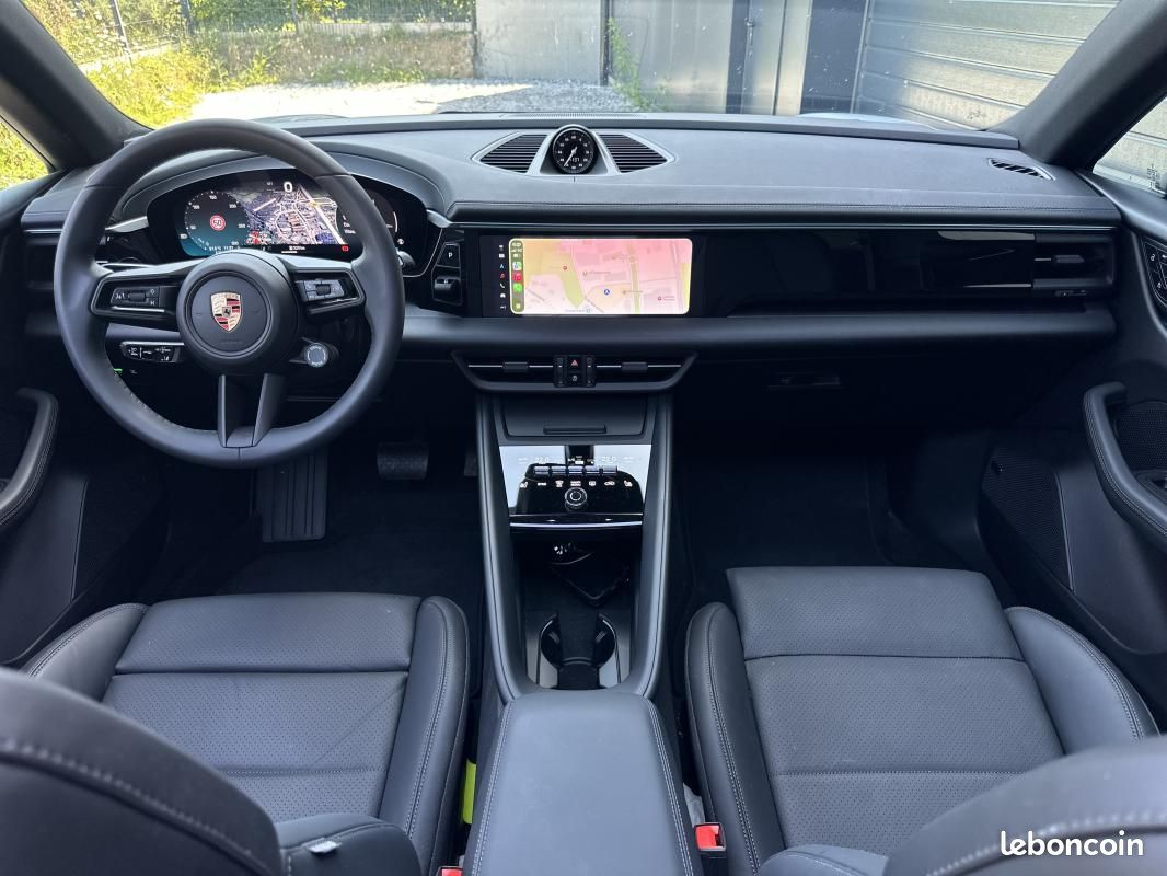 Porsche Macan ELECTRIQUE 360 CH 100KWH / 1RE MAIN FRANÇAISE ETAT NEUF (image 20)