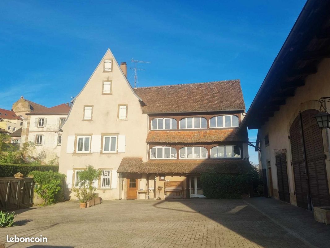 Maison 10 pièces 230 m² · à Wasselonne · 230 m² · 599 000 €