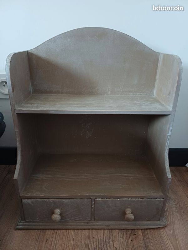 Étagère bois style romantique (image 1)