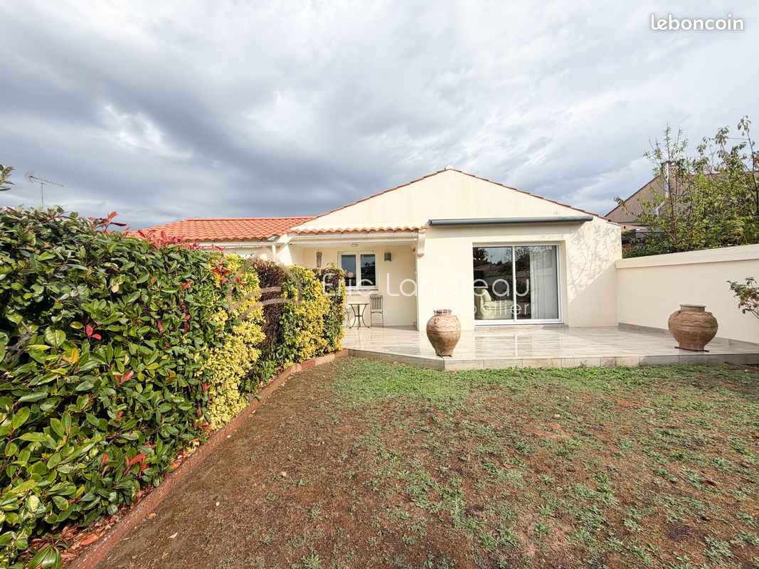 Maison 4 pièces 105 m² · aux Sables-d'Olonne · 105 m² · 369 400 €