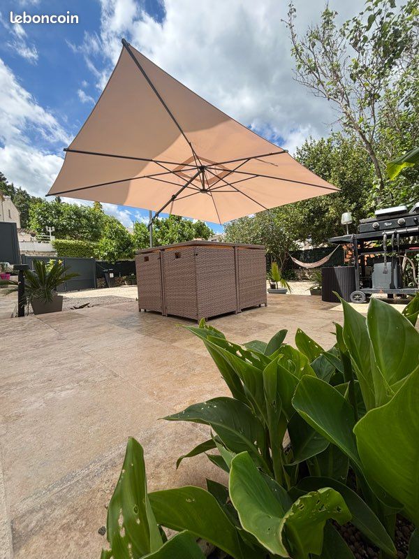 Maison 5 pièces 160 m² · à Calvisson · 160 m² · 449 000 €