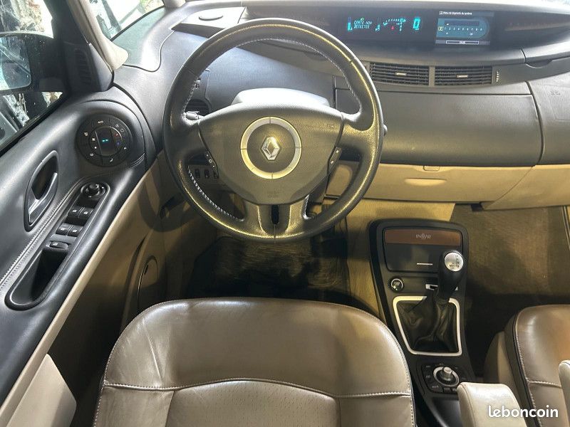 Renault ESPACE IV 2.0 DCI 175CH FAP INITIALE BVA (image 23)