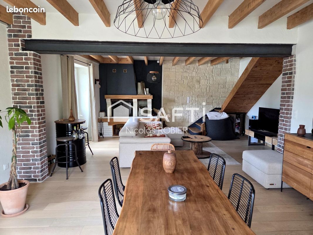 Maison 5 pièces 160 m² · à François · 160 m² · 259 000 €