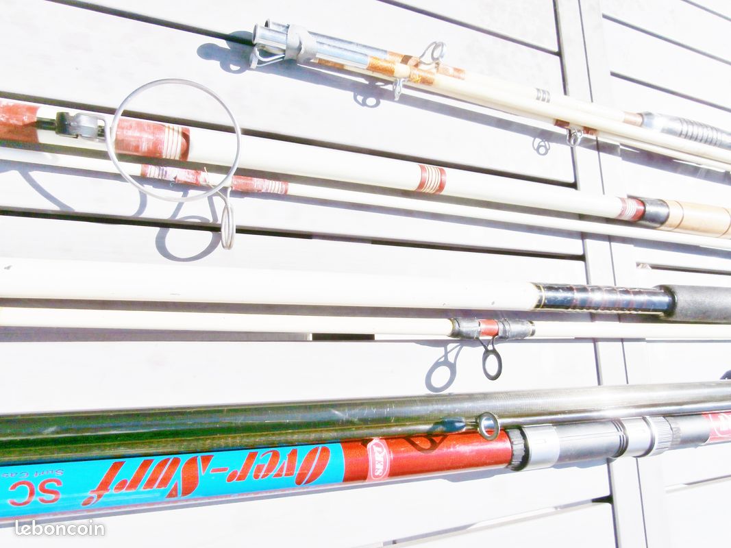 Cannes à pêche surf casting 4,5 m carbone + autres cannes en fibre de verre pleines et creuses – Pêche au gros – 1 Long piquet pour cannes surf casting – Moulinets divers petits et très gros (image 18)