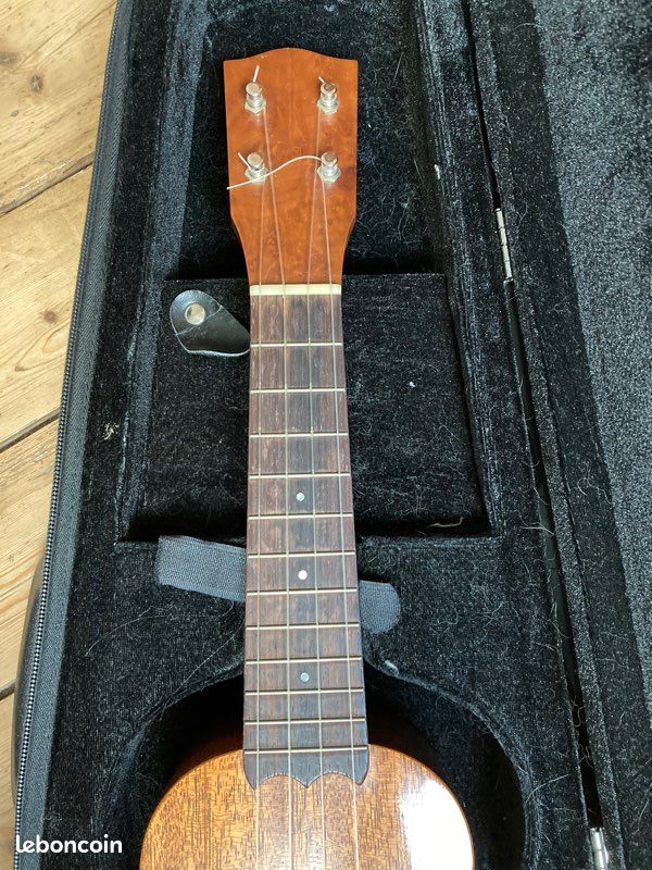 Ukulele dominique chevalier (image 3)