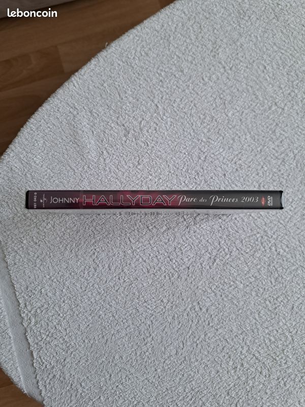 Coffret dvd johnny hallyday "parc des princes 2003" ref : 6 02498 10430 9 (image 3)